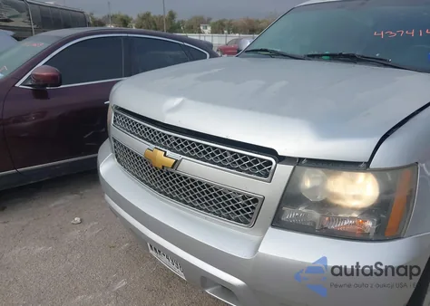 2013 Chevrolet Suburban 1500 Ltz z USA, uszkodzony, nr VIN 1GNSCKE09DR229449